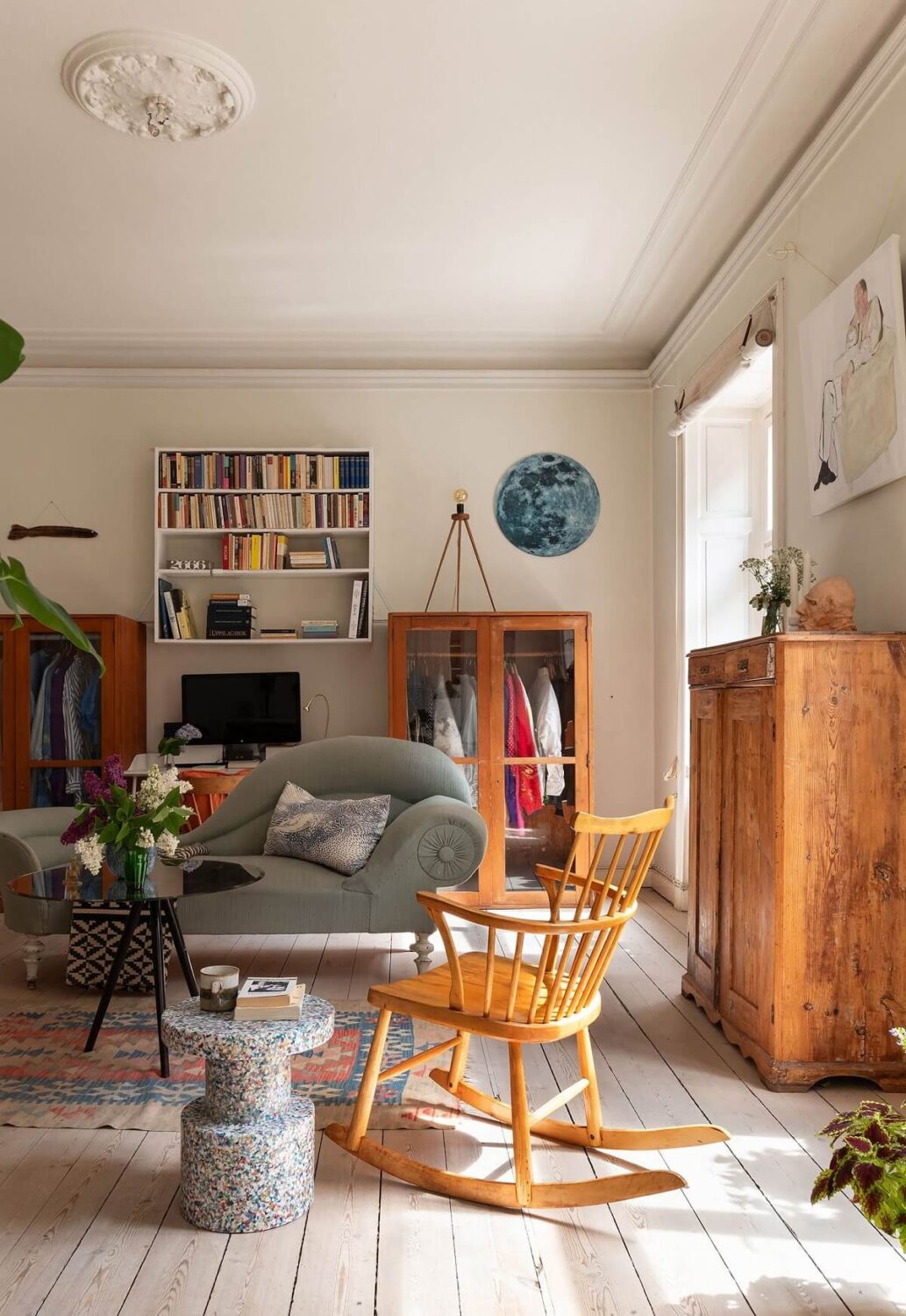 Light and Charming Rooms in a Historic Stockholm Apartment 8 light living room with glass wardrobes and home office