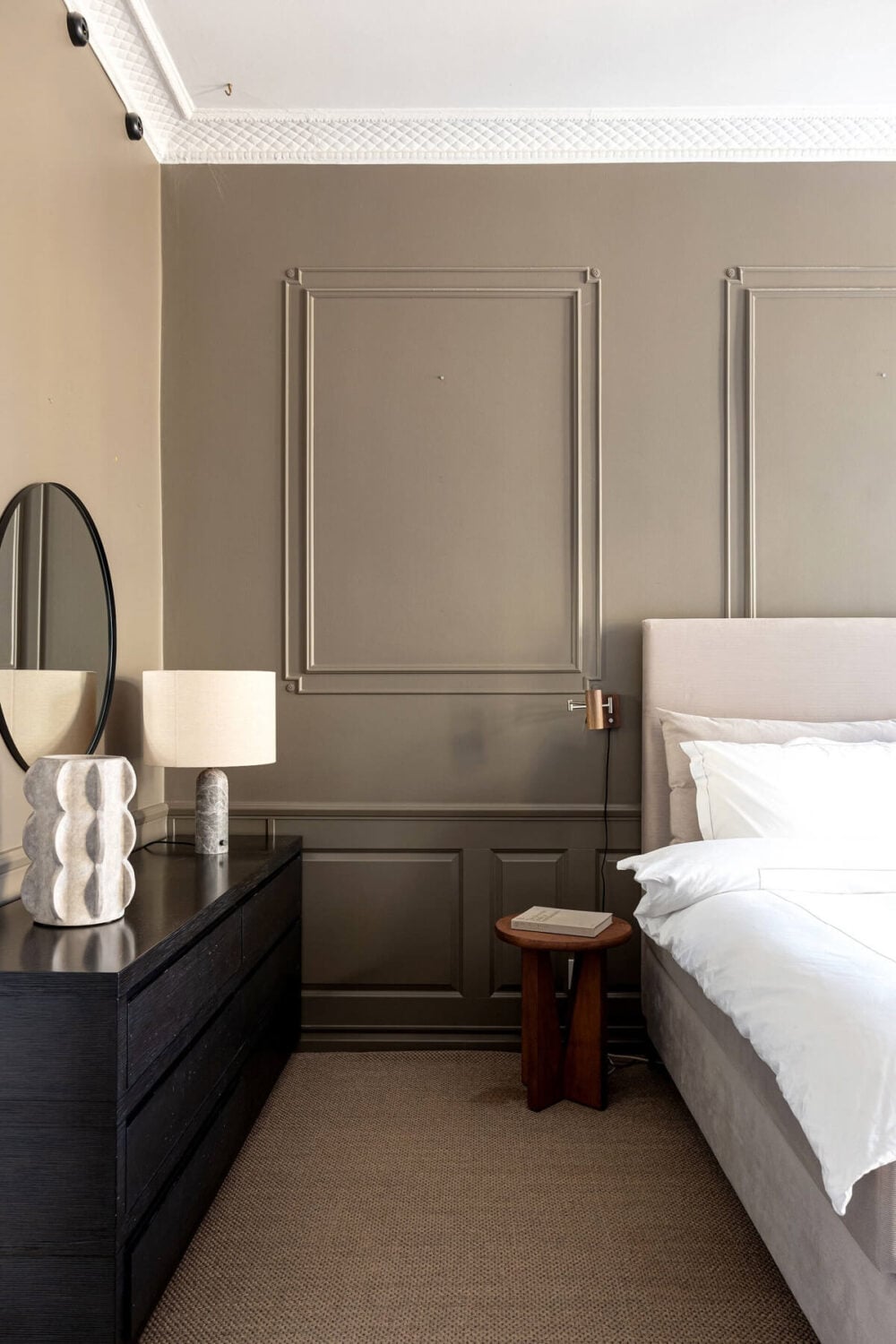 A Luxurious Renovated Turn-of-the-Century Apartment 16 rimage 13 A Luxurious Renovated Turn-of-the-Century Apartment