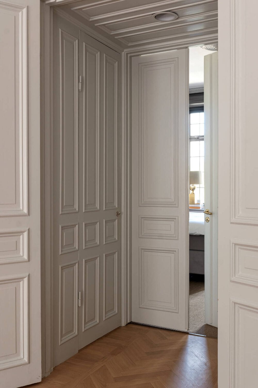 A Luxurious Renovated Turn-of-the-Century Apartment 18 rimage 17 A Luxurious Renovated Turn-of-the-Century Apartment
