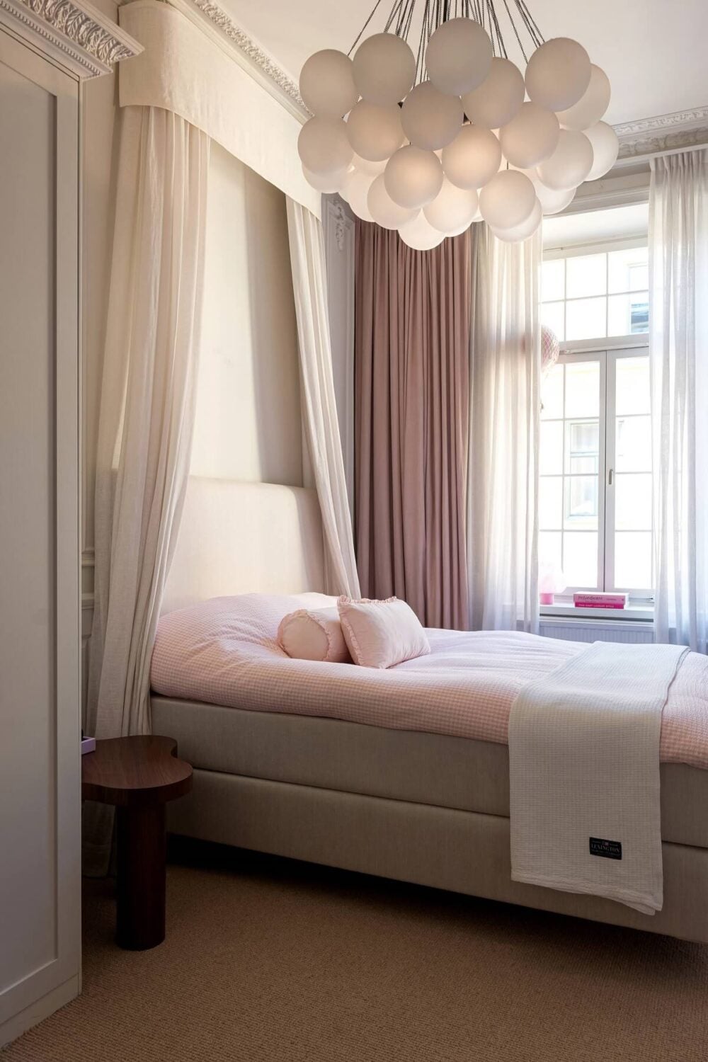 A Luxurious Renovated Turn-of-the-Century Apartment 20 rimage 19 A Luxurious Renovated Turn-of-the-Century Apartment