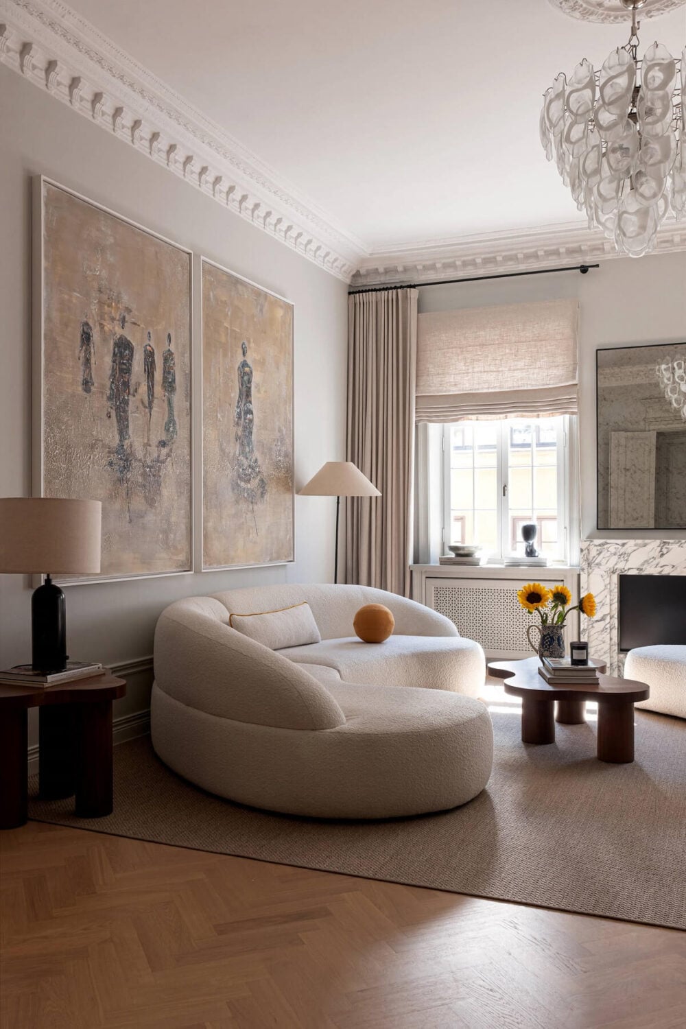 A Luxurious Renovated Turn-of-the-Century Apartment 4 rimage 7 A Luxurious Renovated Turn-of-the-Century Apartment