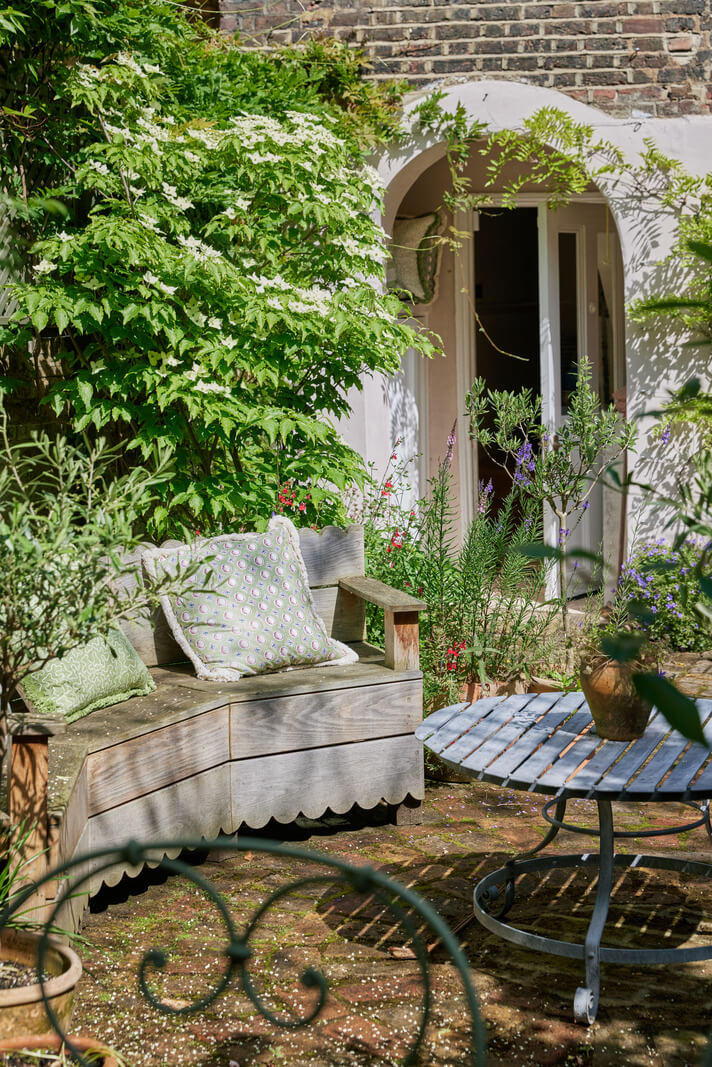 Limewash Paint and Artisan Wallpaper in a London Townhouse 44 seating area london garden