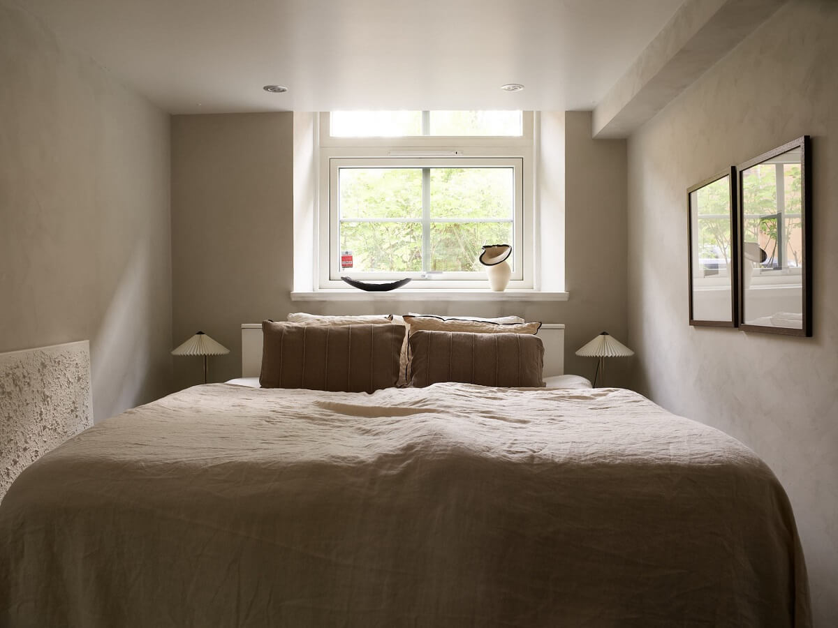New York Vibes in a Stylish Stockholm Apartment 20 serene basement bedroom