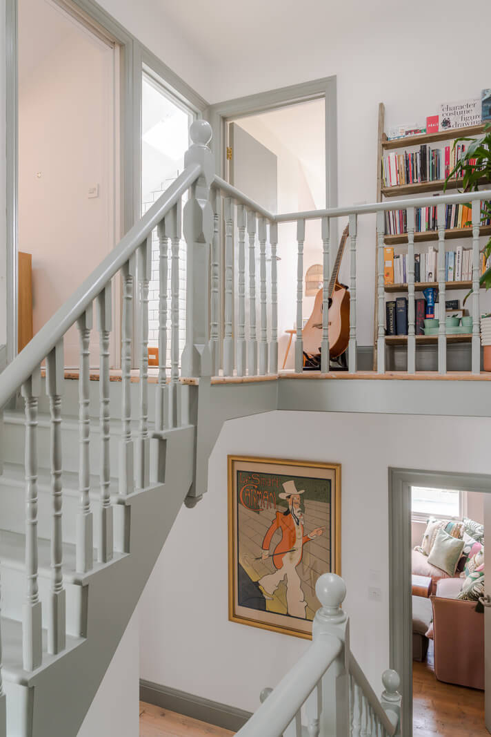 A London Home with an Oak-Framed Glazed Extension 16 staircase