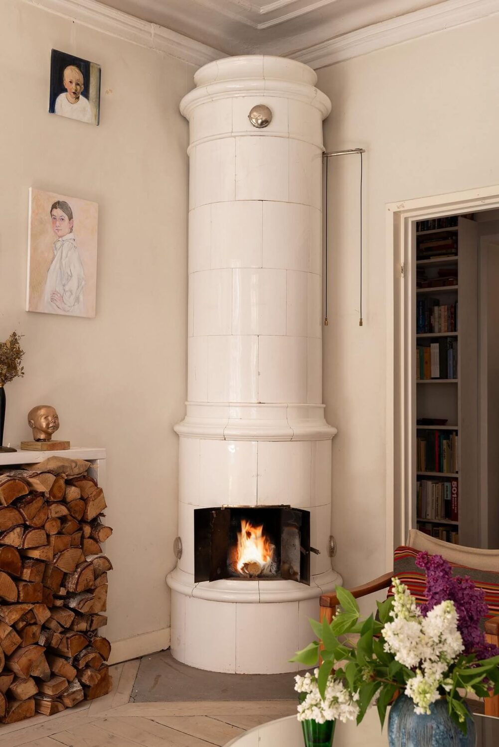 Light and Charming Rooms in a Historic Stockholm Apartment 6 swedish fireplace living room