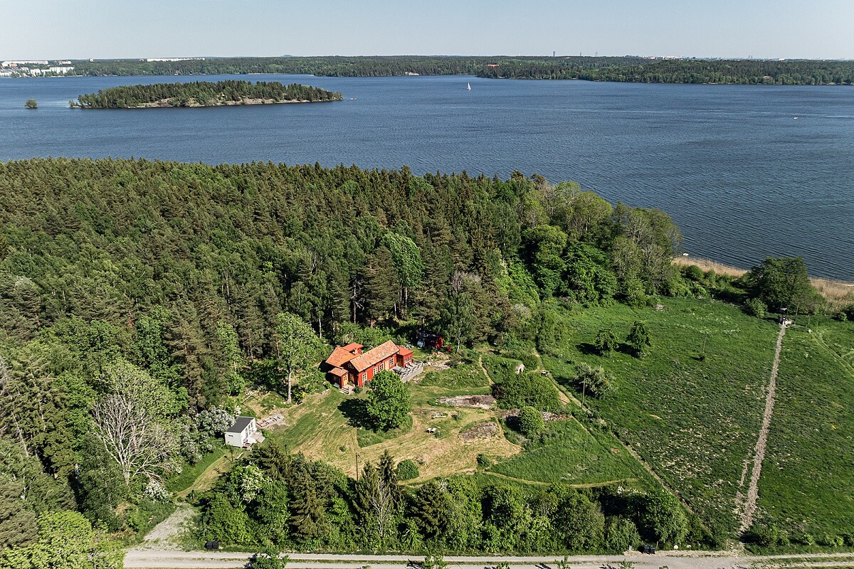 A Charming Historic Home with Views of the Lake 14 view from above