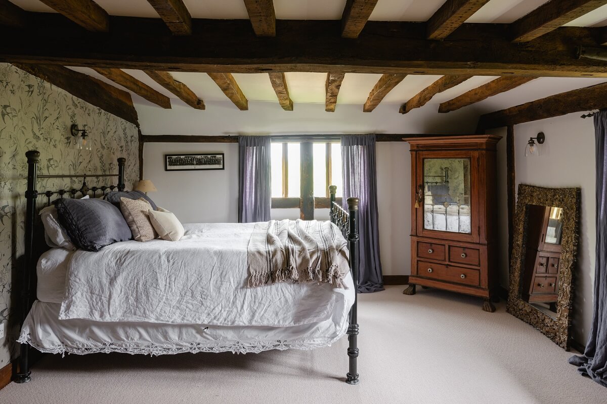 A Charming 17th-Century Farmhouse in England 16 20 1 A Charming 17th-Century Farmhouse in England