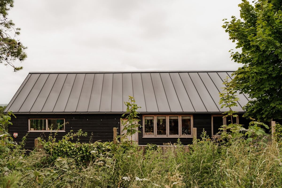 A Black Barn House with Boho Interiors and Breathtaking Views 19 Box Hill 56 A Black Barn House with Boho Interiors and Breathtaking Views