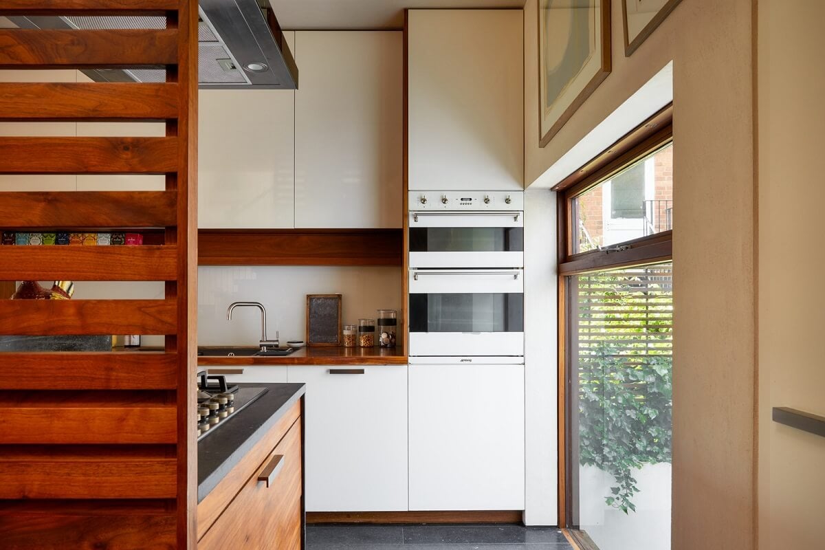 A Natural Material Palette and Light Filled Rooms in a London Home 4 a0O0X00000QXKpKUAX N95 webres A Natural Material Palette and Light Filled Rooms in a London Home