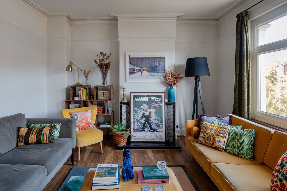 A London Apartment with a Turquoise and Pink Kitchen 4 a0OP6000000HCpZMAW N27 webres A London Apartment with a Turquoise and Pink Kitchen