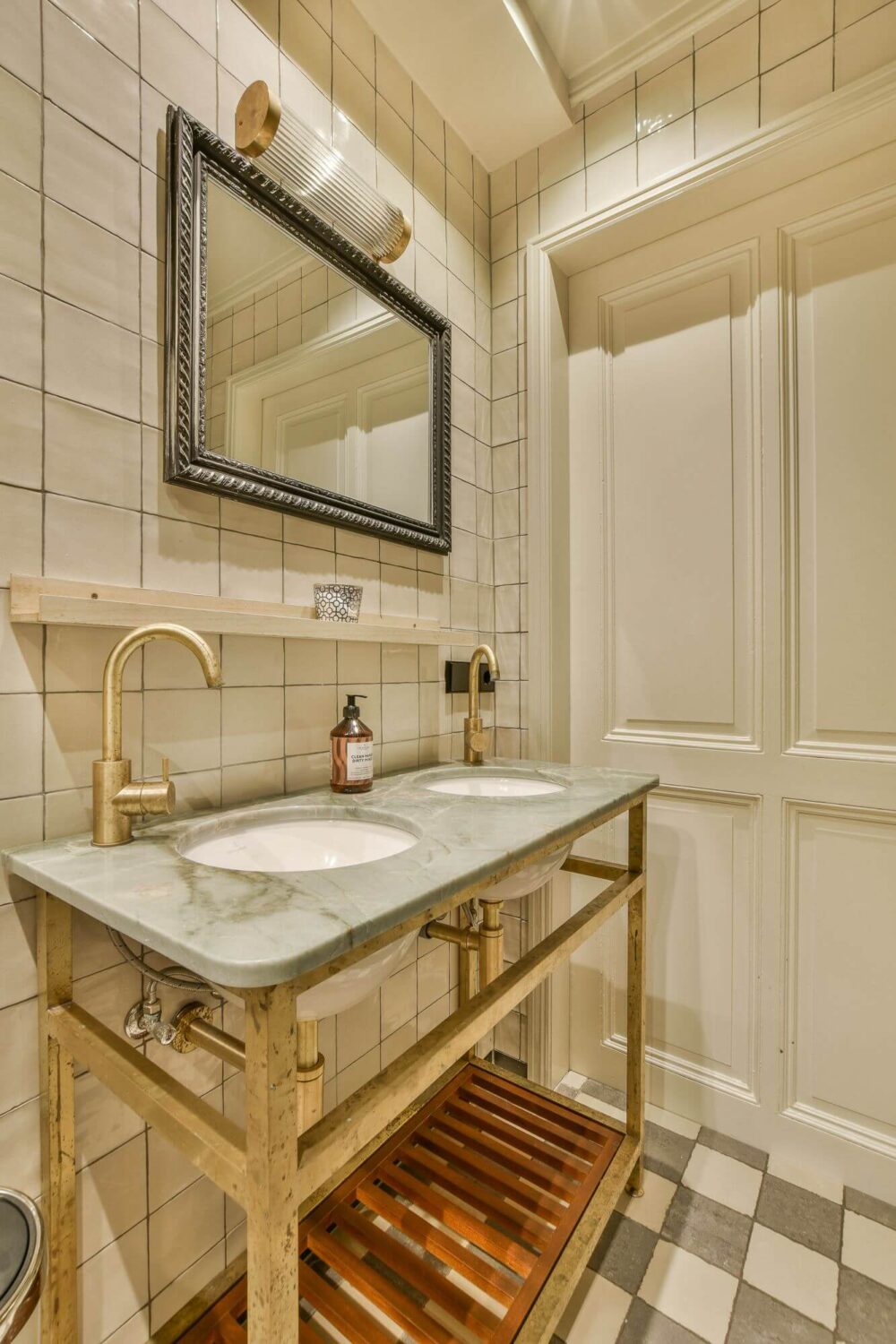 Cozy Country Style in an Amsterdam Family Townhouse 21 bathroom sink