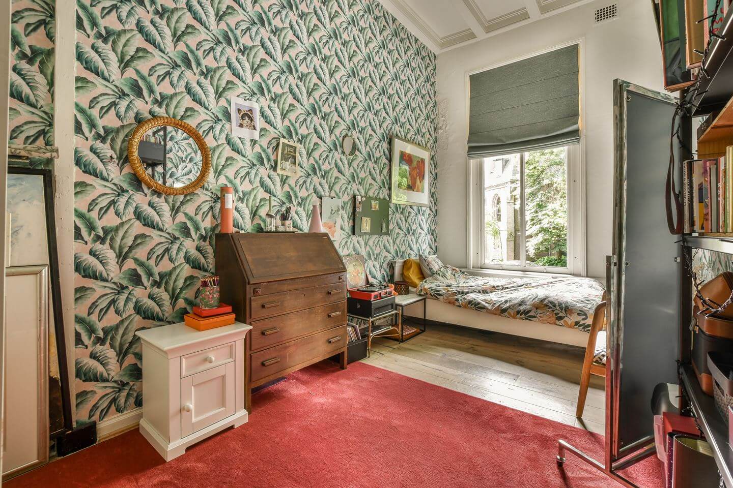 Cozy Country Style in an Amsterdam Family Townhouse 18 bedroom with wallpaper