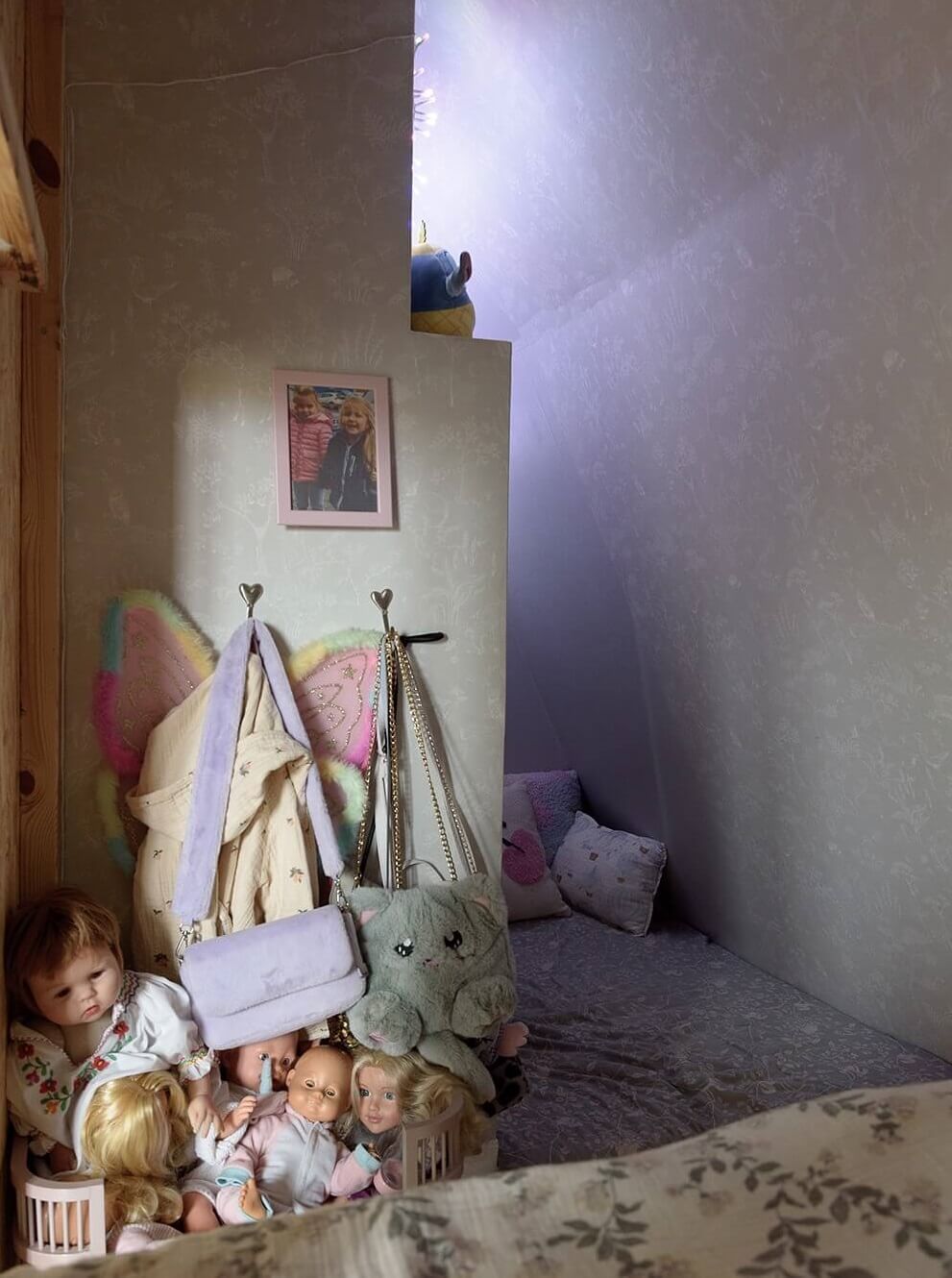 A Beautiful Family Home in a Grand 1930s Villa in Sweden 22 cozy sleeping area childrens room