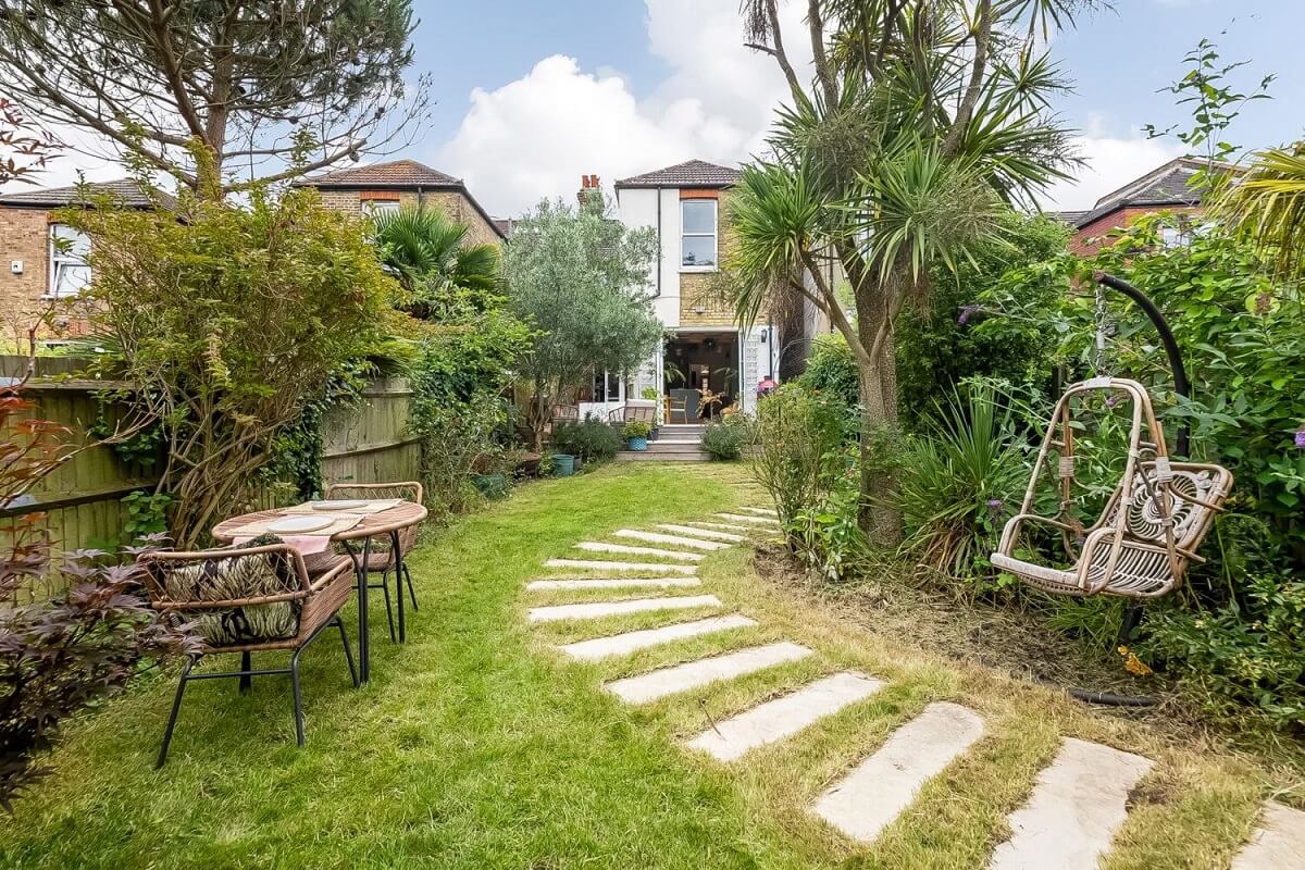Playful Materials, Textures, and Colors in a London Home 25 garden seating