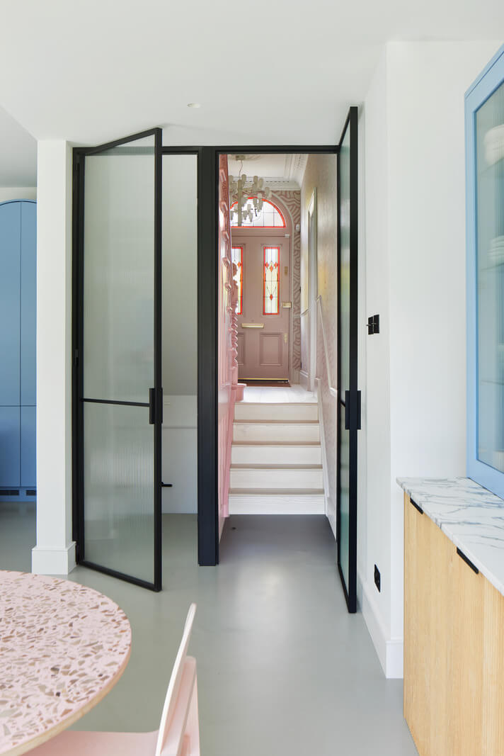 A London Family Home Decorated in Pastel Colors 13 glass steel doors