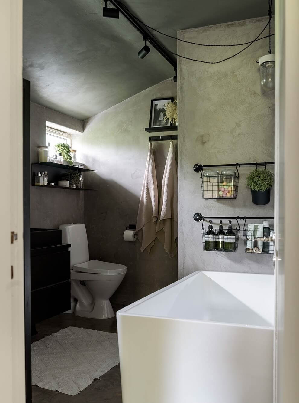 A Beautiful Family Home in a Grand 1930s Villa in Sweden 28 gray bathroom