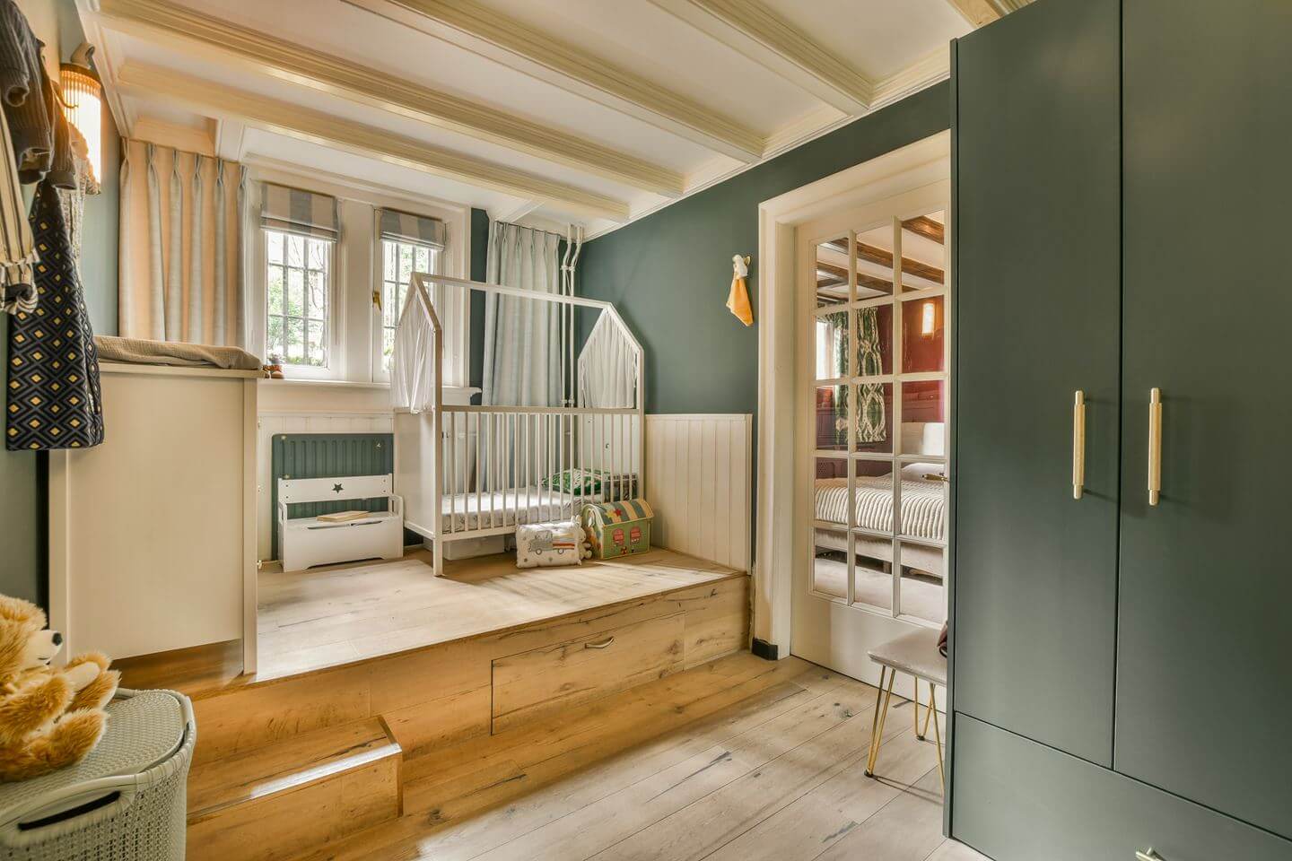 Cozy Country Style in an Amsterdam Family Townhouse 15 green kids bedroom