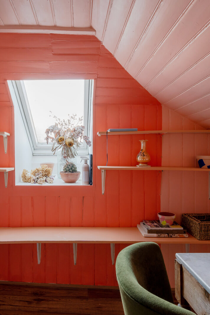 A London Apartment with a Turquoise and Pink Kitchen 11 home office two tone wall A London Apartment with a Turquoise and Pink Kitchen