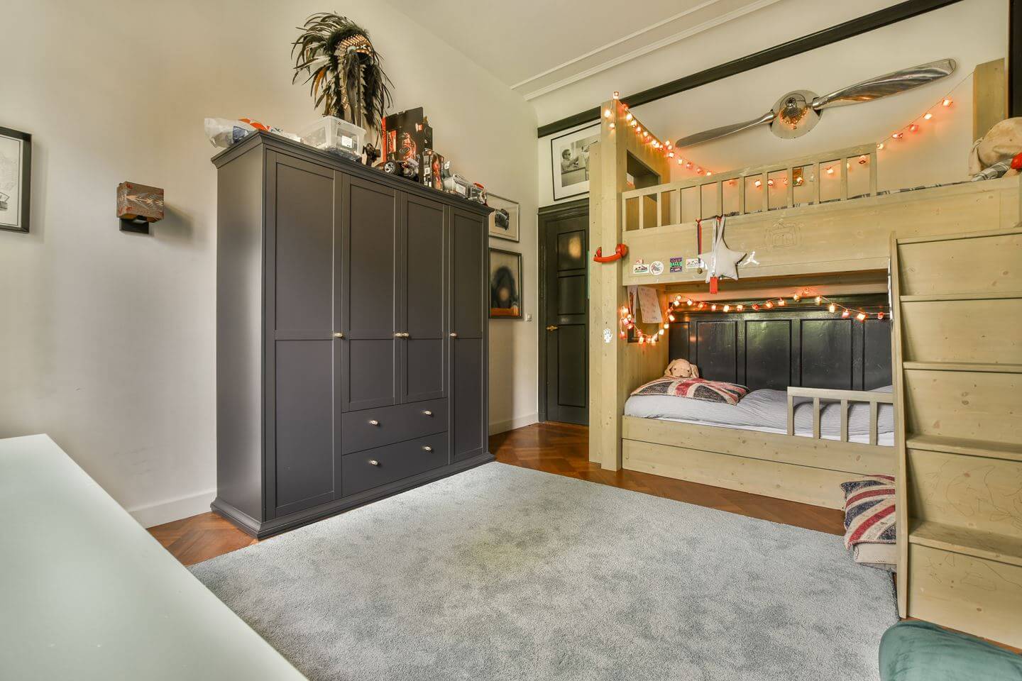 Cozy Country Style in an Amsterdam Family Townhouse 17 kids bedroom bunk beds