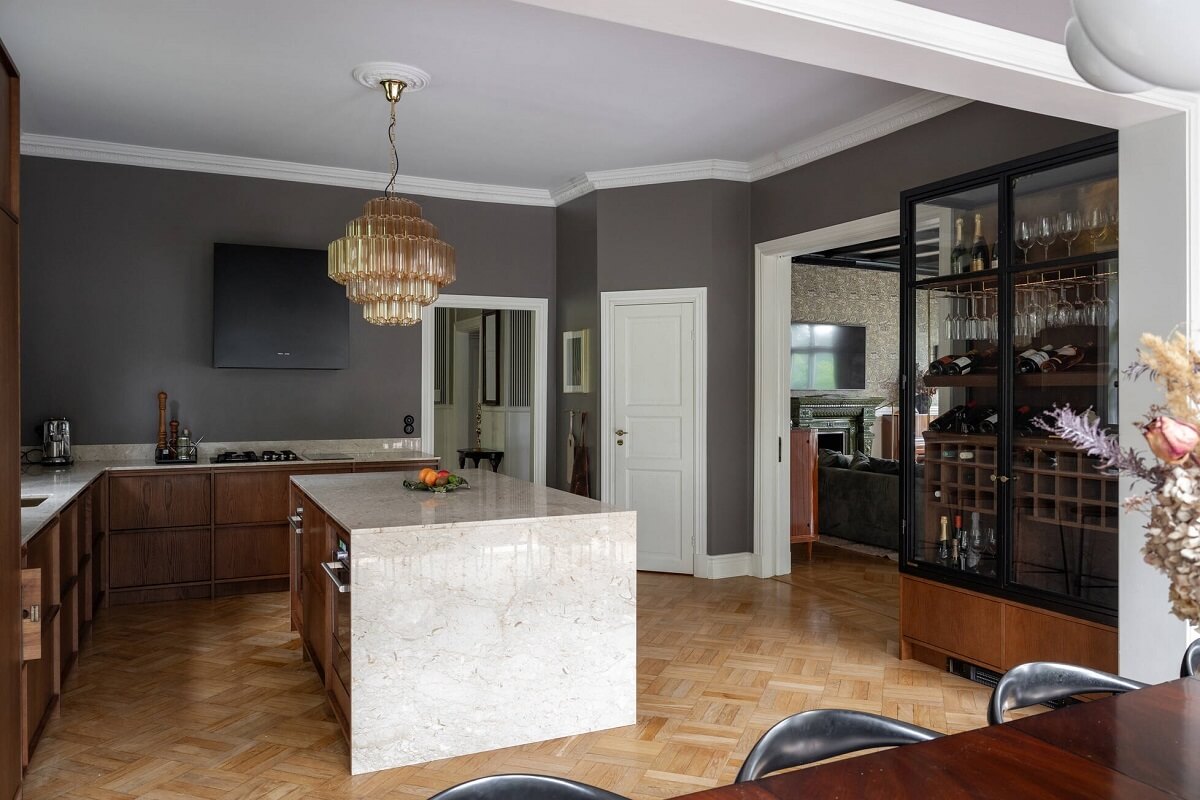 A Luxurious Early 20th Century Villa in Sweden 7 kitchen gray walls
