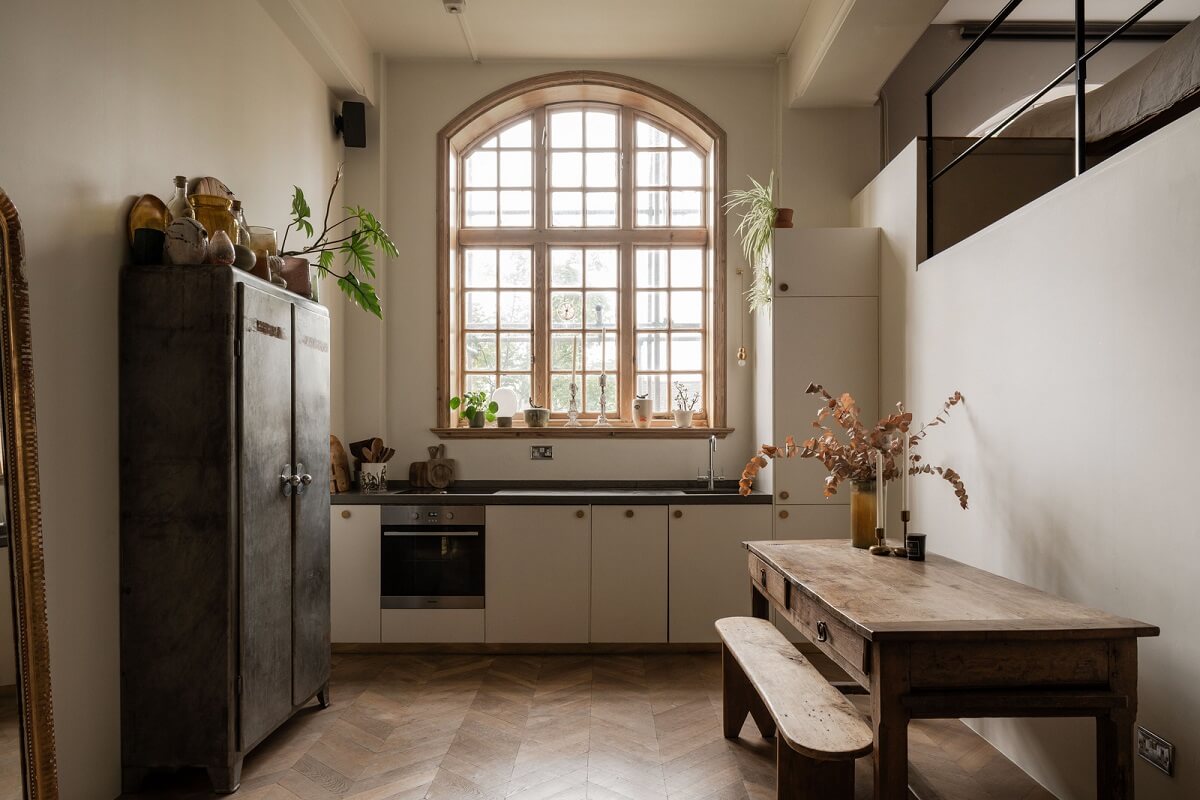 A London Loft in a Former Victorian School Building 4 kitchen with arched window loft apartment nordroom