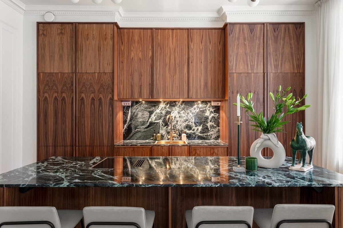 A Luxurious Stockholm Apartment with Period Features 7 kitchen with island