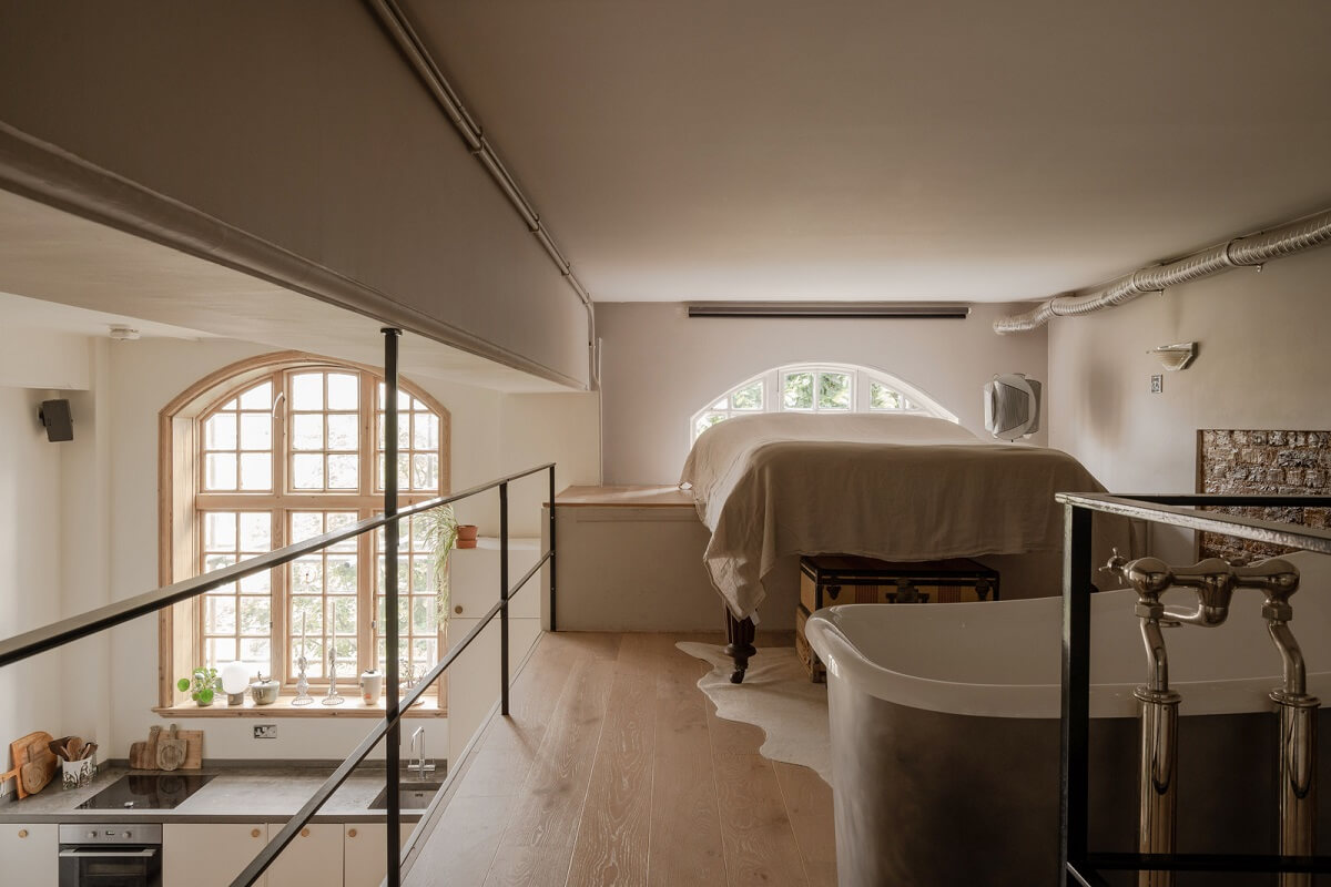 A London Loft in a Former Victorian School Building 6 loft bedroom