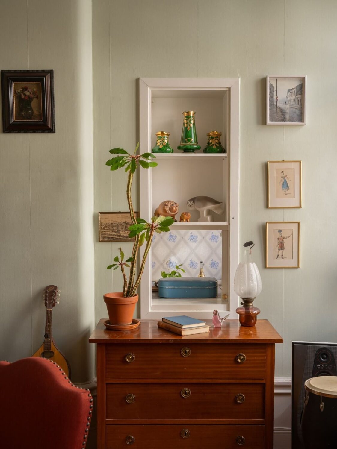 Antique Furniture and Arched Windows in a Stockholm Apartment 6 serving opening living room kitchen nordroom