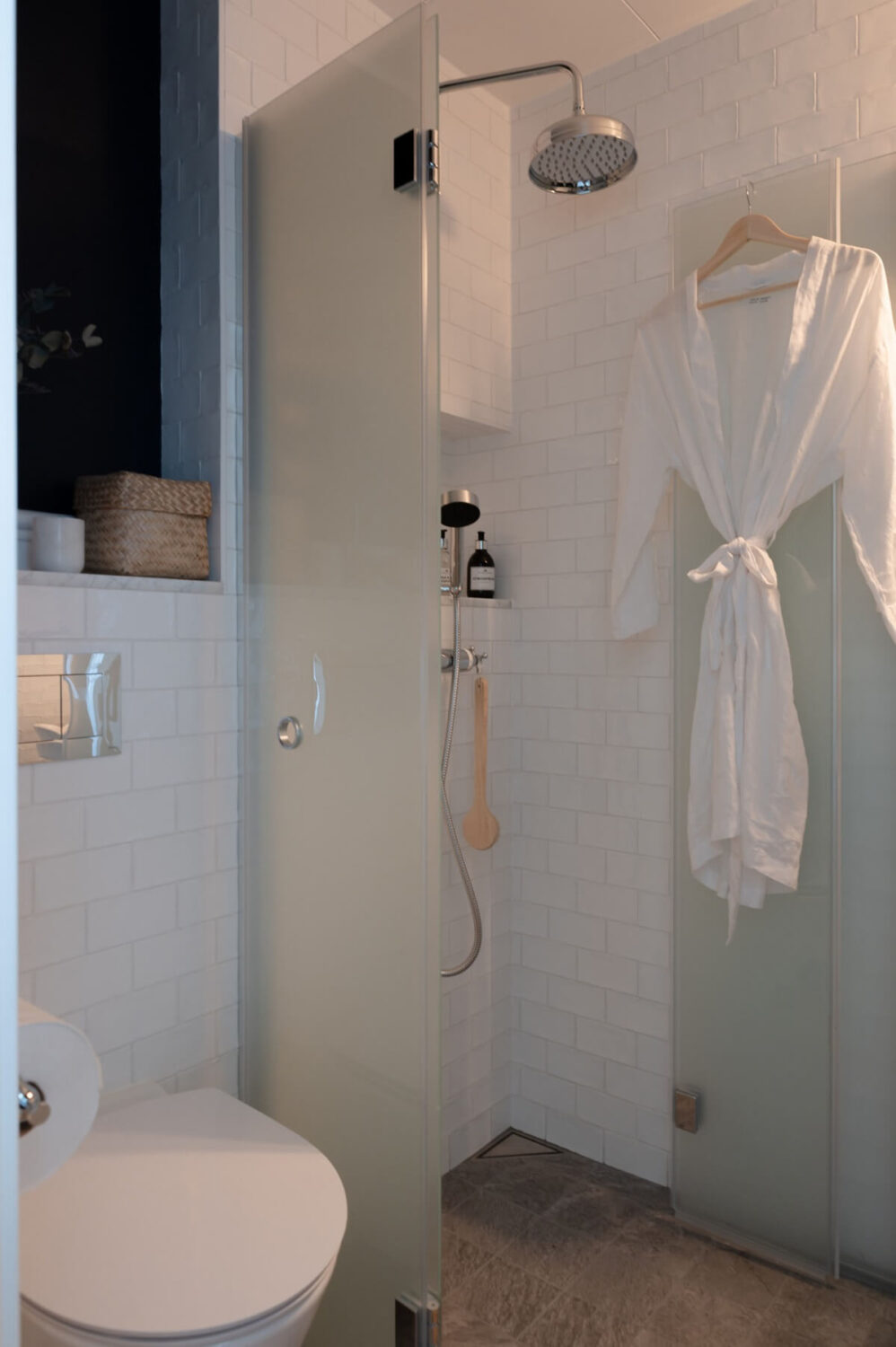 A Swedish Family Home with a Lovely Garden Room 20 small bathroom