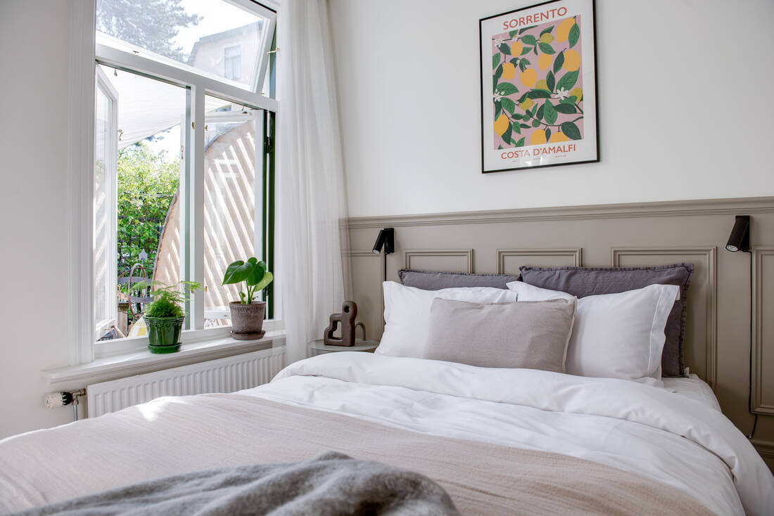 A White Apartment Features a Beautiful Terrace with a View 11 small bedroom white walls