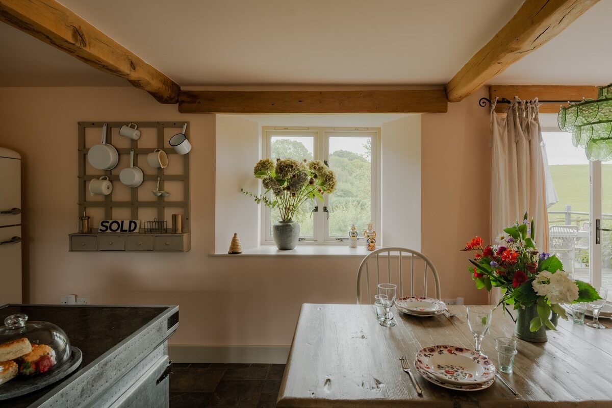 Cottage-Style Interiors in an English Barn Conversion 6 small kitchen window