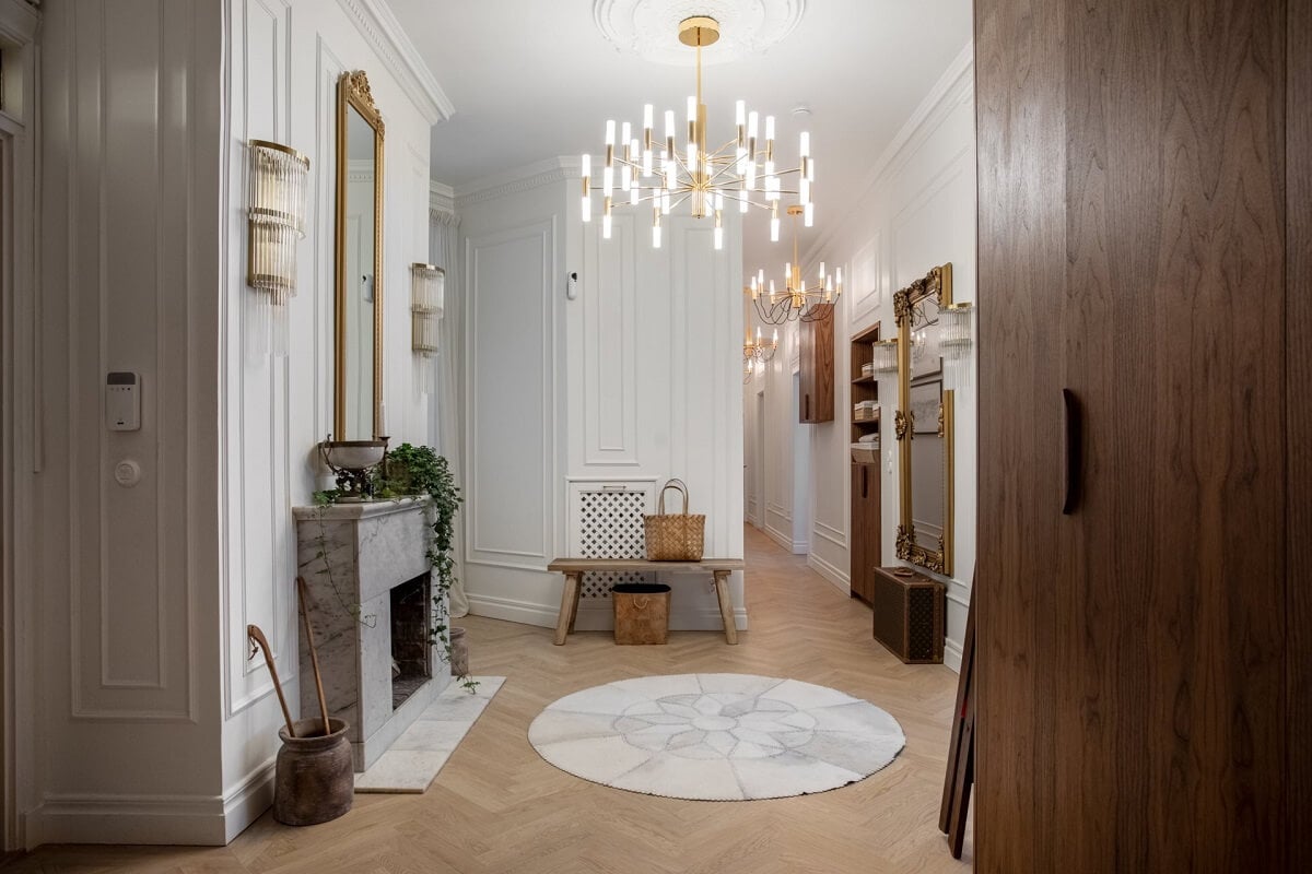 A Luxurious Stockholm Apartment with Period Features 11 spacious hallway with fireplace