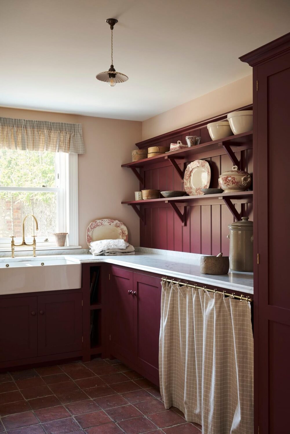 A deVOL Refectory Red Laundry and Dining Room 2 5.TheRefectoryRedLaundryRoom deVOL LOW RES 1 A deVOL Refectory Red Laundry and Dining Room