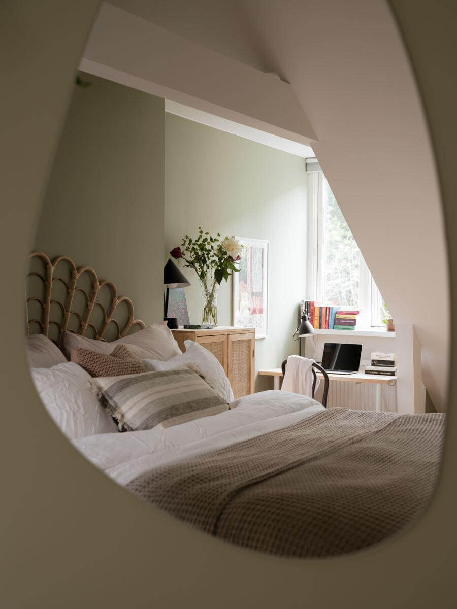 A Beautiful Renovated Maisonette Home with a Calm Color Palette 24 bedroom detail
