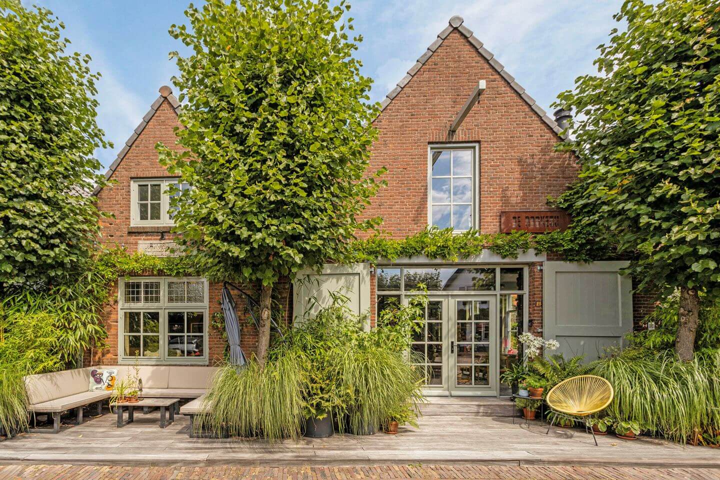 Best of 2024: Architecture 9 exterior with seating netherlands nordroom