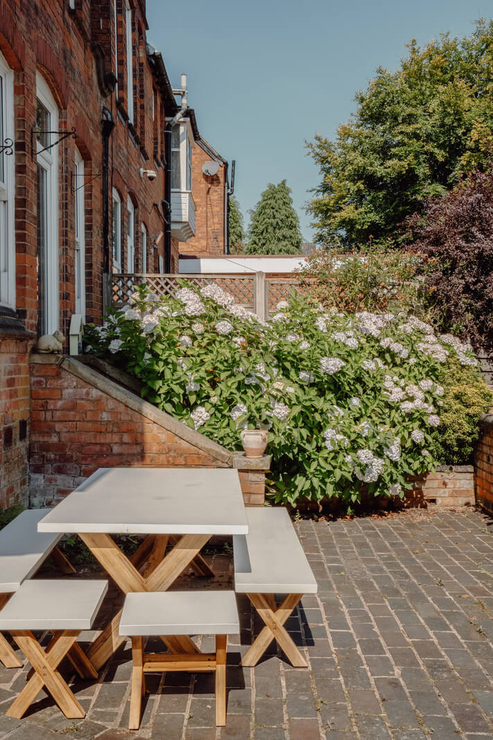 A Beautiful Edwardian House with Period Features 27 garden dining space