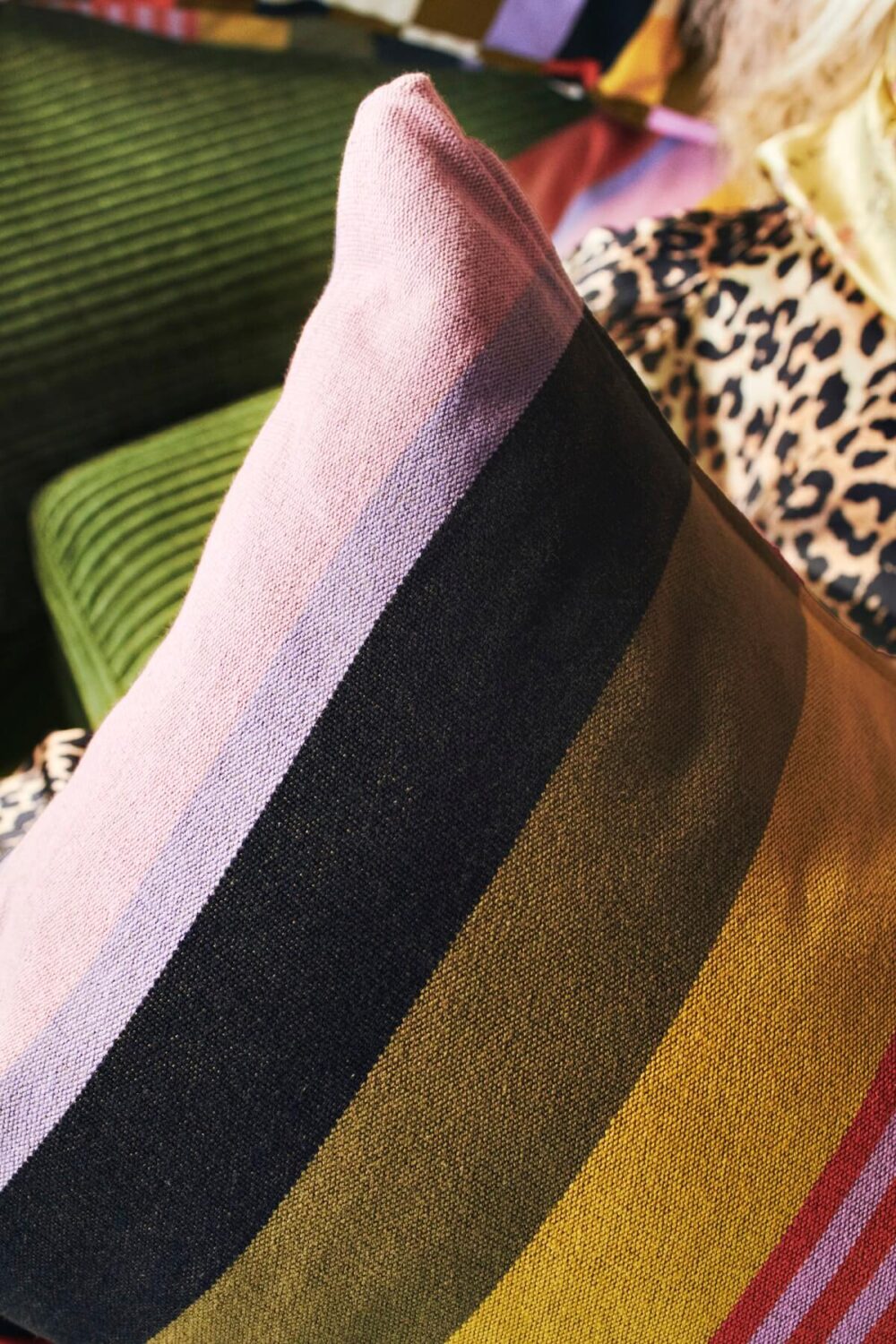 IKEA MÄVINN: A Vibrant Handmade Home Décor Collection 24 ikea mavinn collection pillow detail IKEA MÄVINN: A Vibrant Handmade Home Décor Collection