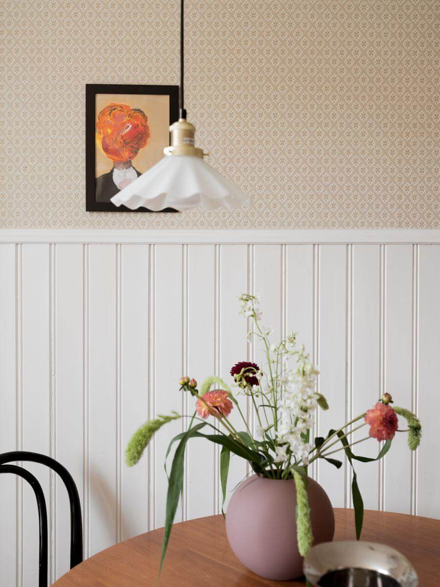 A Beautiful Renovated Maisonette Home with a Calm Color Palette 13 kitchen table detail