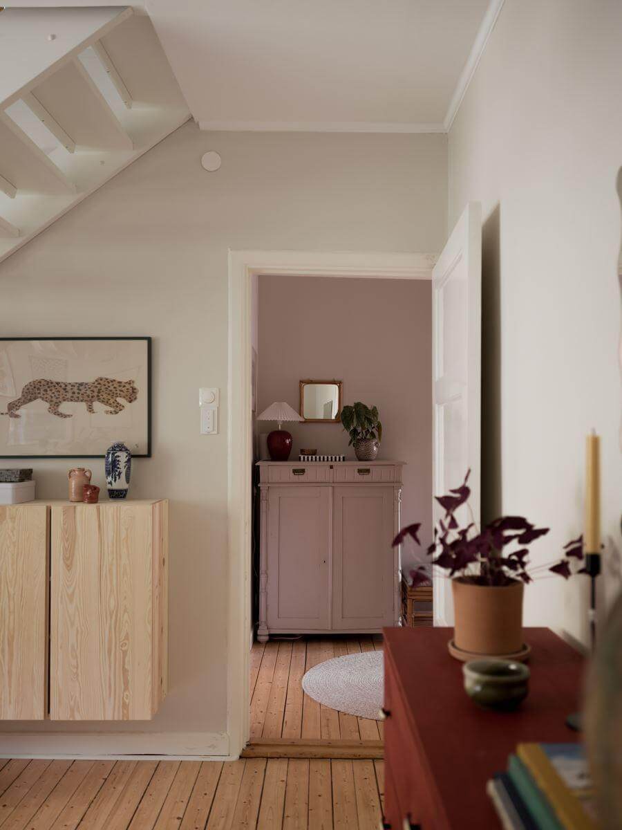 A Beautiful Renovated Maisonette Home with a Calm Color Palette 9 living room detail