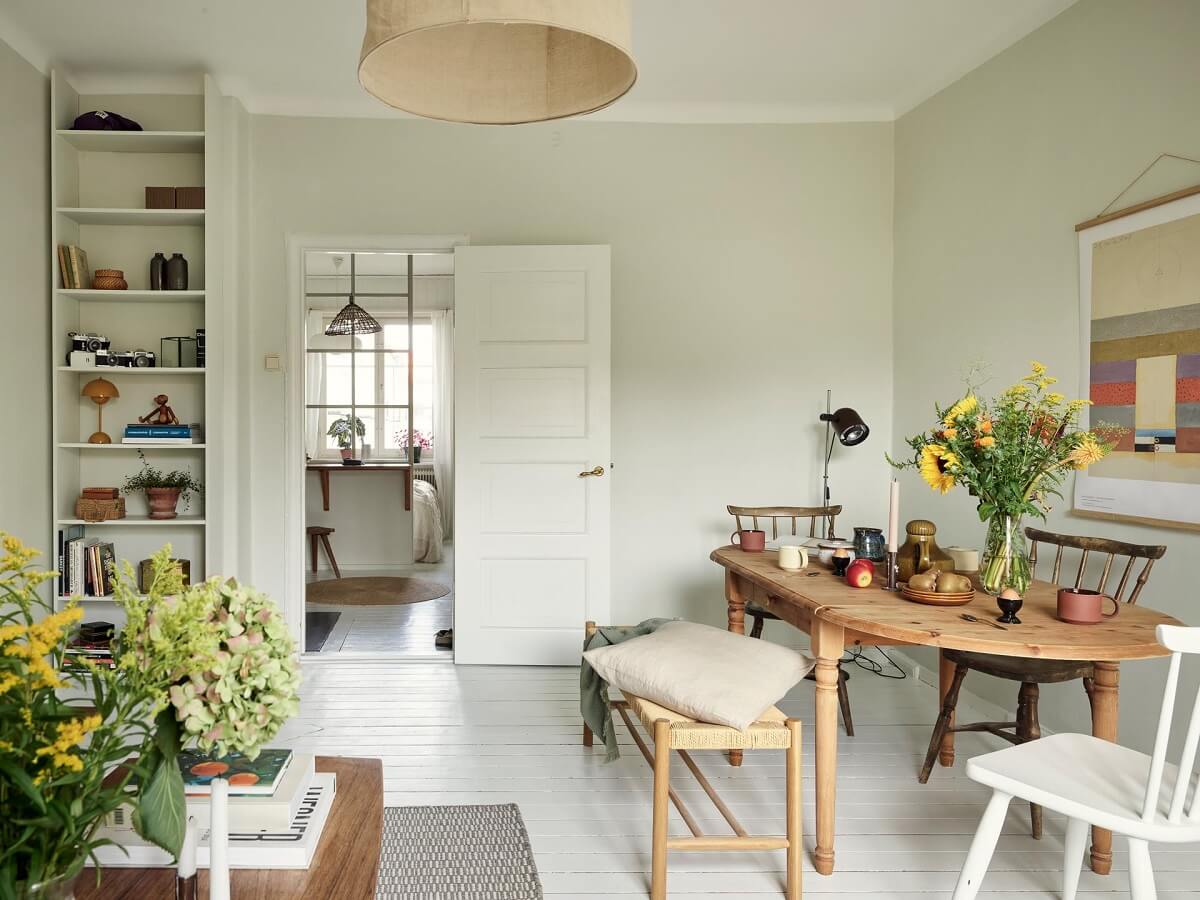 A Small Apartment with a Bright Open-Plan Kitchen & Bedroom 15 living room gray walls