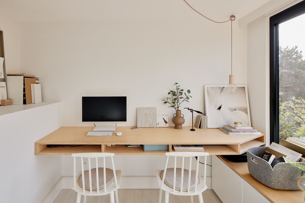 Light and Modern Spaces in an Award-Winning London House 15 modern double wooden desk and window seat nordroom