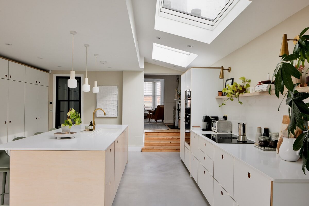 Light and Modern Spaces in an Award-Winning London House 7 skylights modern kitchen extension