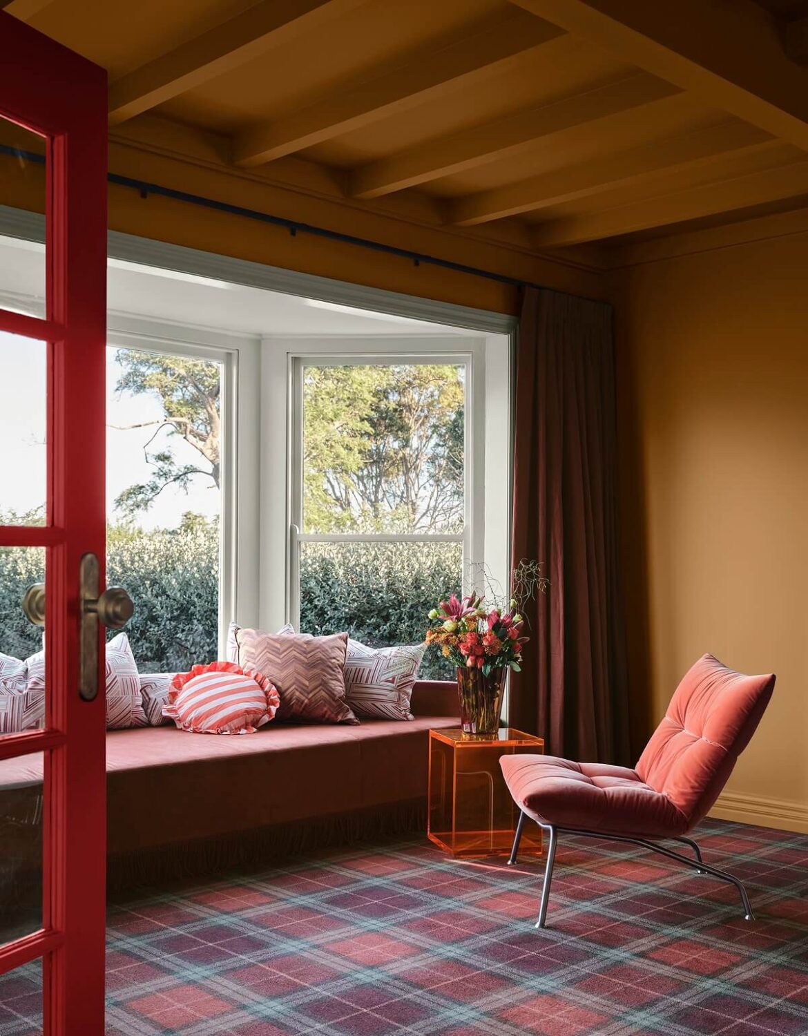 Dulux Colour Forecast 2025: Uplifting and Soothing Colour Palettes 17 Dulux_Colour_Forecast_2025_Recollect_palette window seat nordroom