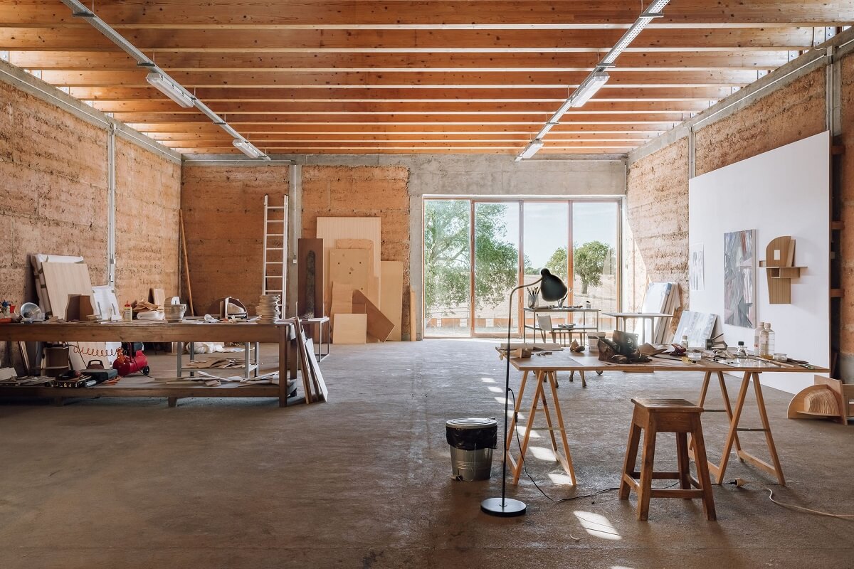 A Beautiful Artist Retreat Designed by Architect Bartolomeu Costa Cabral 13 FantasticFrankCasaEmTaipaLTA0767 A Beautiful Artist Retreat Designed by Architect Bartolomeu Costa Cabral