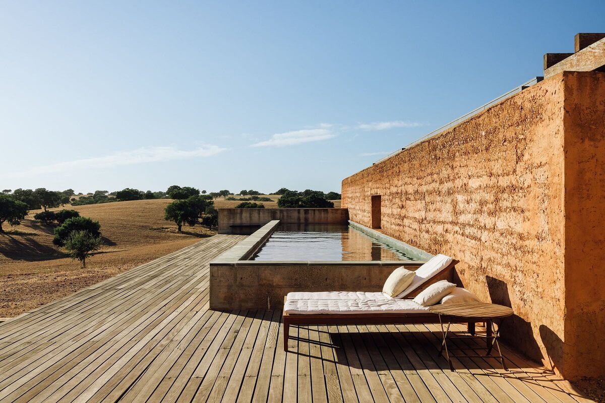 A Beautiful Artist Retreat Designed by Architect Bartolomeu Costa Cabral 17 FantasticFrankCasaEmTaipaLTA0933 A Beautiful Artist Retreat Designed by Architect Bartolomeu Costa Cabral