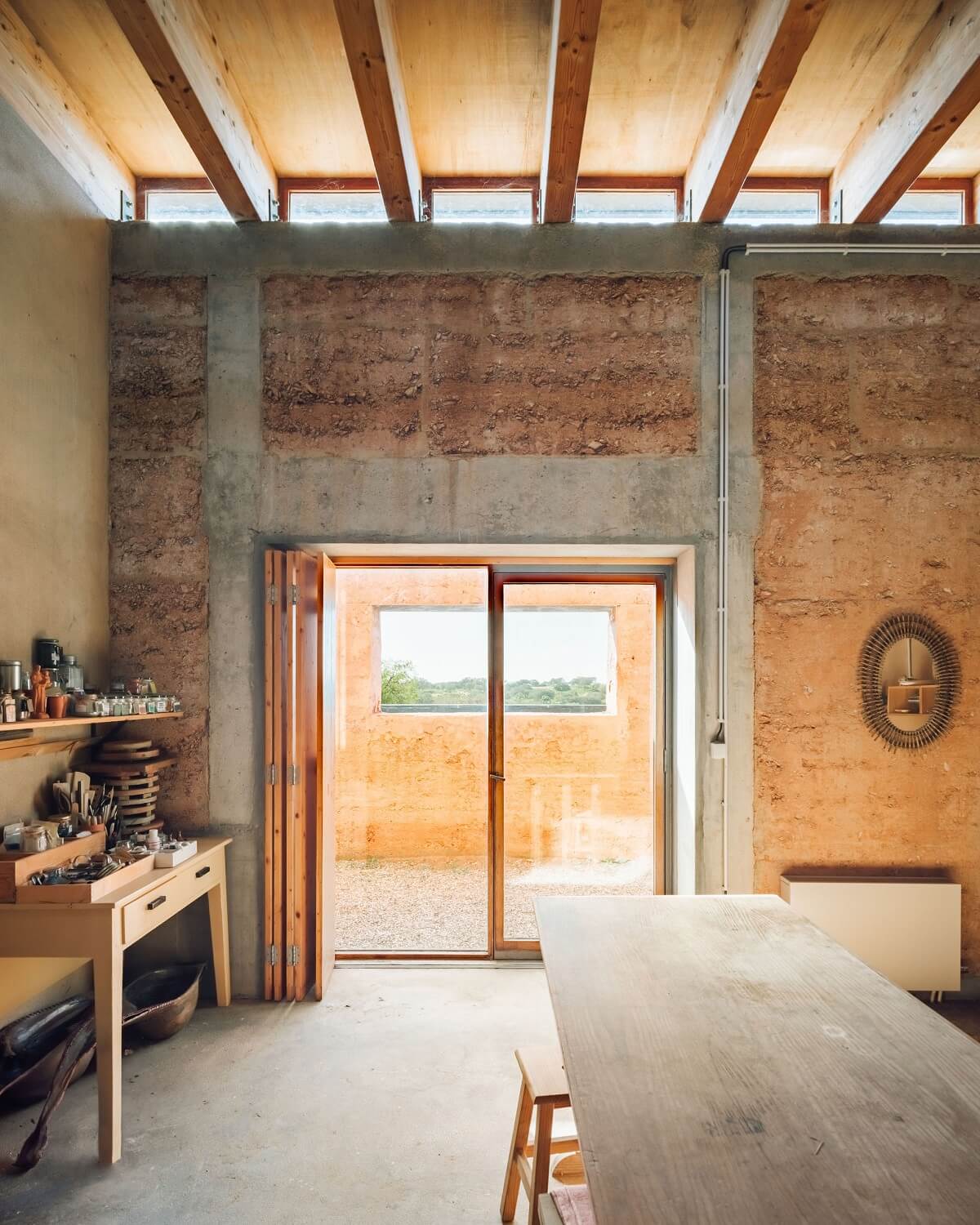 A Beautiful Artist Retreat Designed by Architect Bartolomeu Costa Cabral 11 SGRealEstateHerdadeEmBejaTLA0515 A Beautiful Artist Retreat Designed by Architect Bartolomeu Costa Cabral