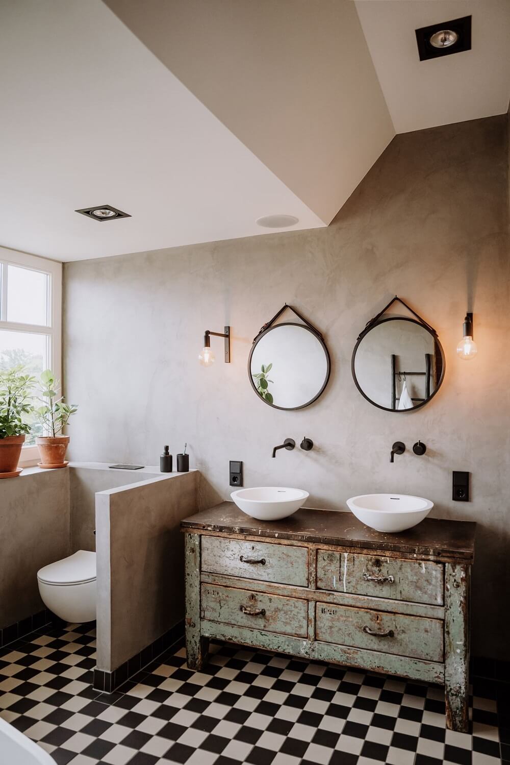 Best of 2024: Bathrooms 16 antique bathroom vanity checkerboard floor