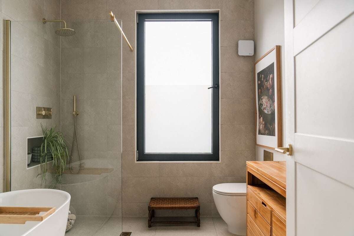 A Dark Blue Living Room in a Historic London Home 18 bathroom