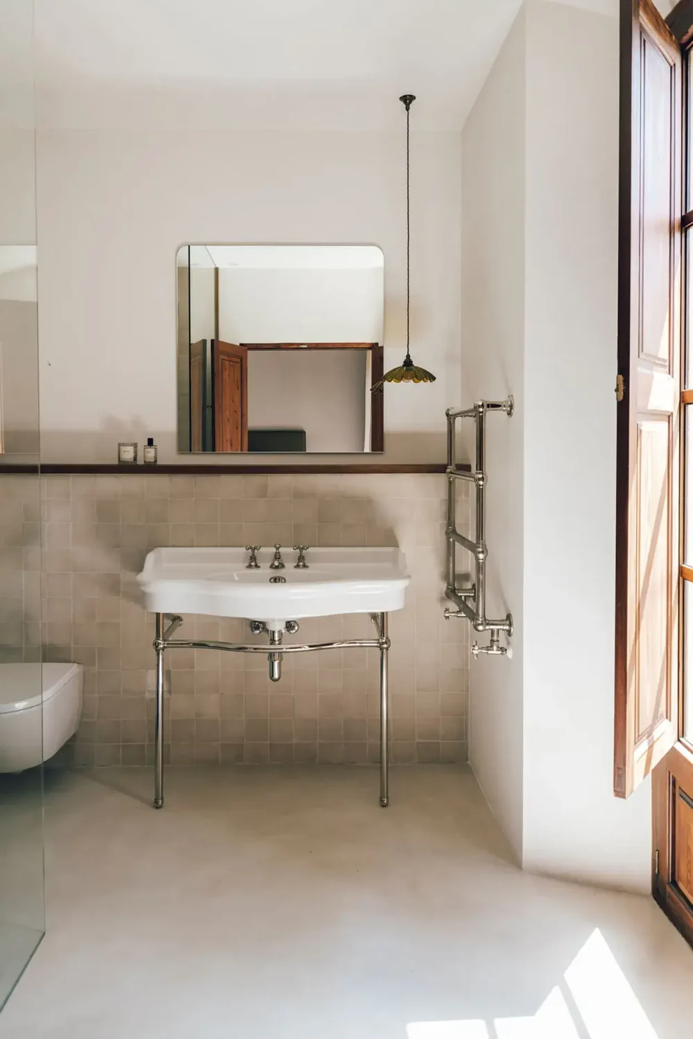 Beautiful Period Features in an Early 20th-Century Majorcan Townhouse 14 bathroom