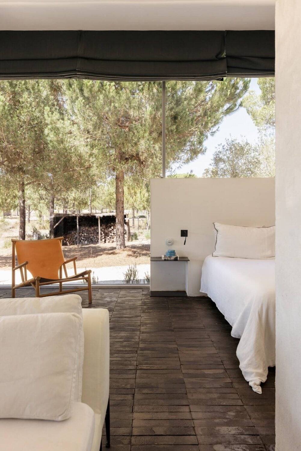 An Eco-Retreat Made from Upcycled Materials in Portugal 4 bedroom glass house An Eco-Retreat Made from Upcycled Materials in Portugal
